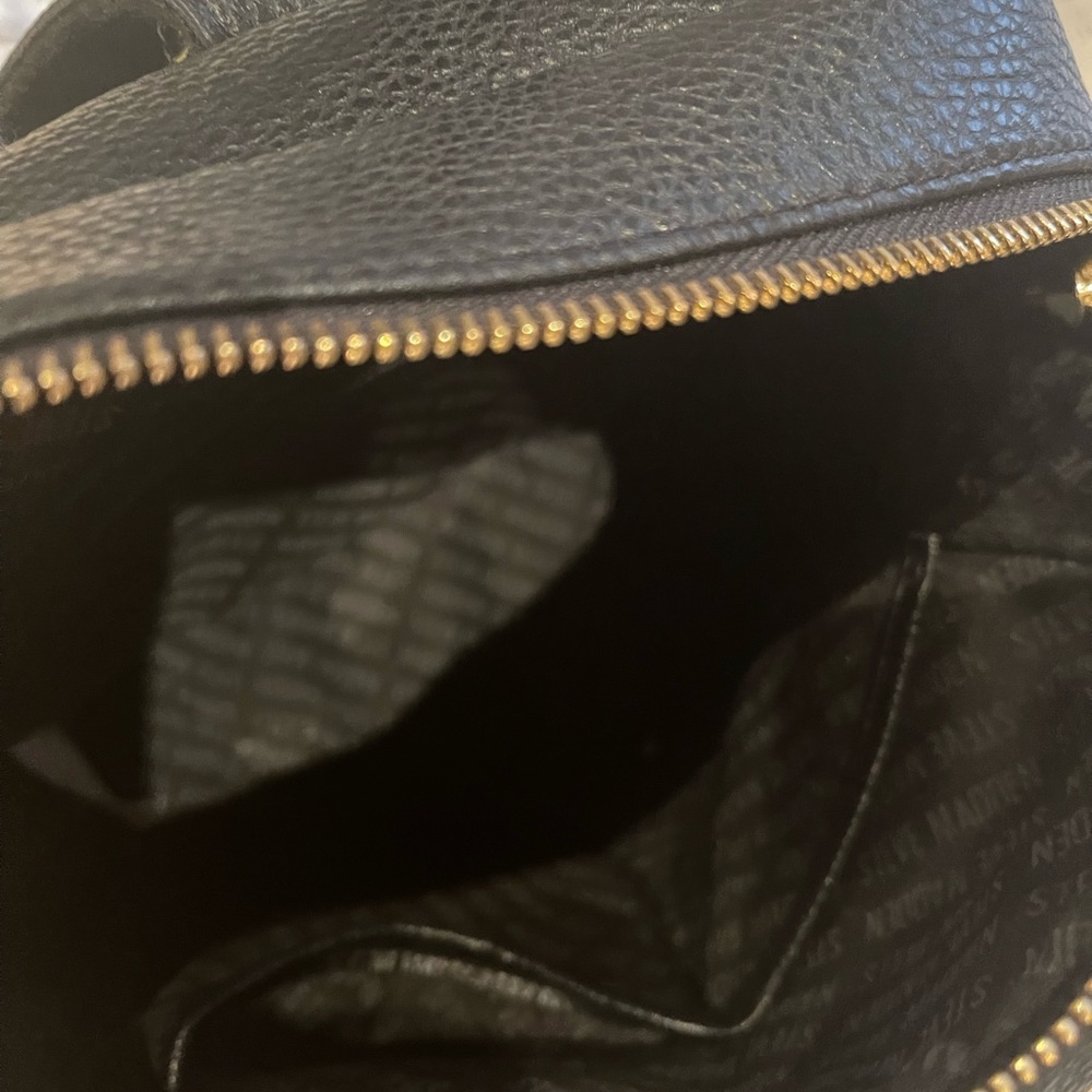 Backpack - Picture 4 of 4